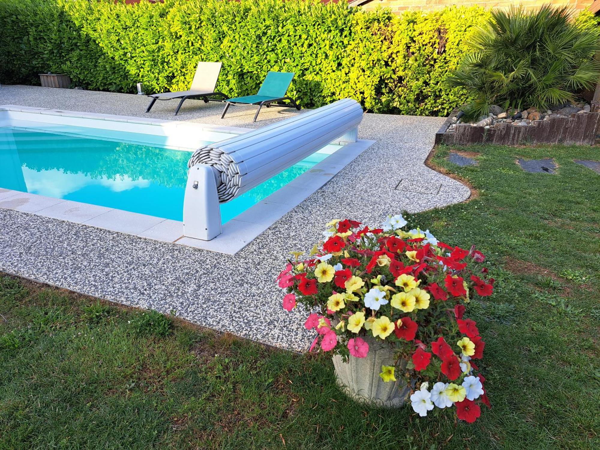 Chambre D Hote La Riviere 45M2 Jardin Et Piscine Aigrefeuille-dʼAunis Esterno foto